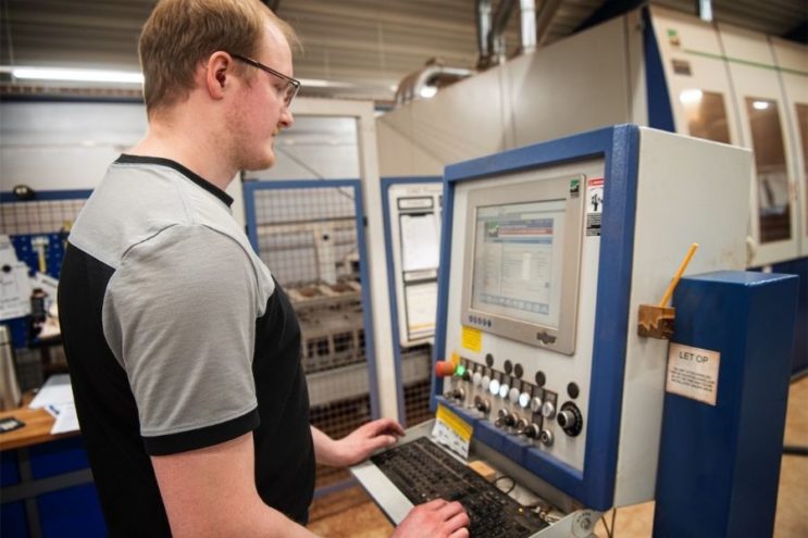 CNC-gestuurde productie van houten kozijnen