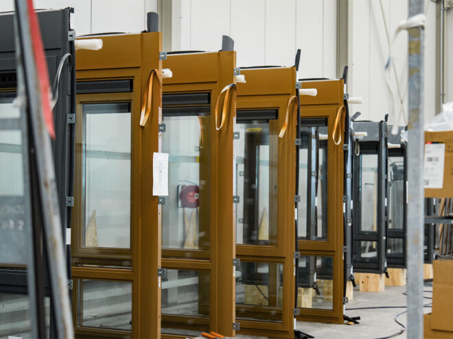 Houten kozijnen in de afmontagefase