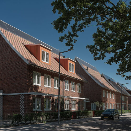 Vooraanzicht huizen De Wielewaal